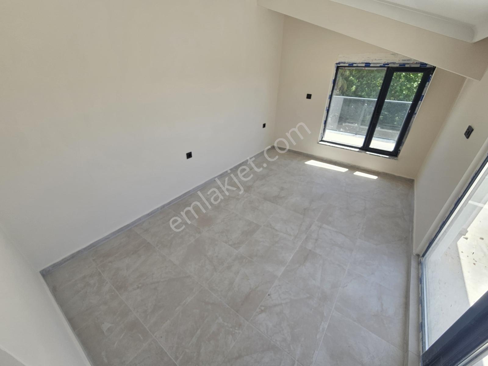 Eu Gayrimenkulden Denize 50 Mt Deniz Manzaralı 3+1 Teraslı Villa - Görsel 24