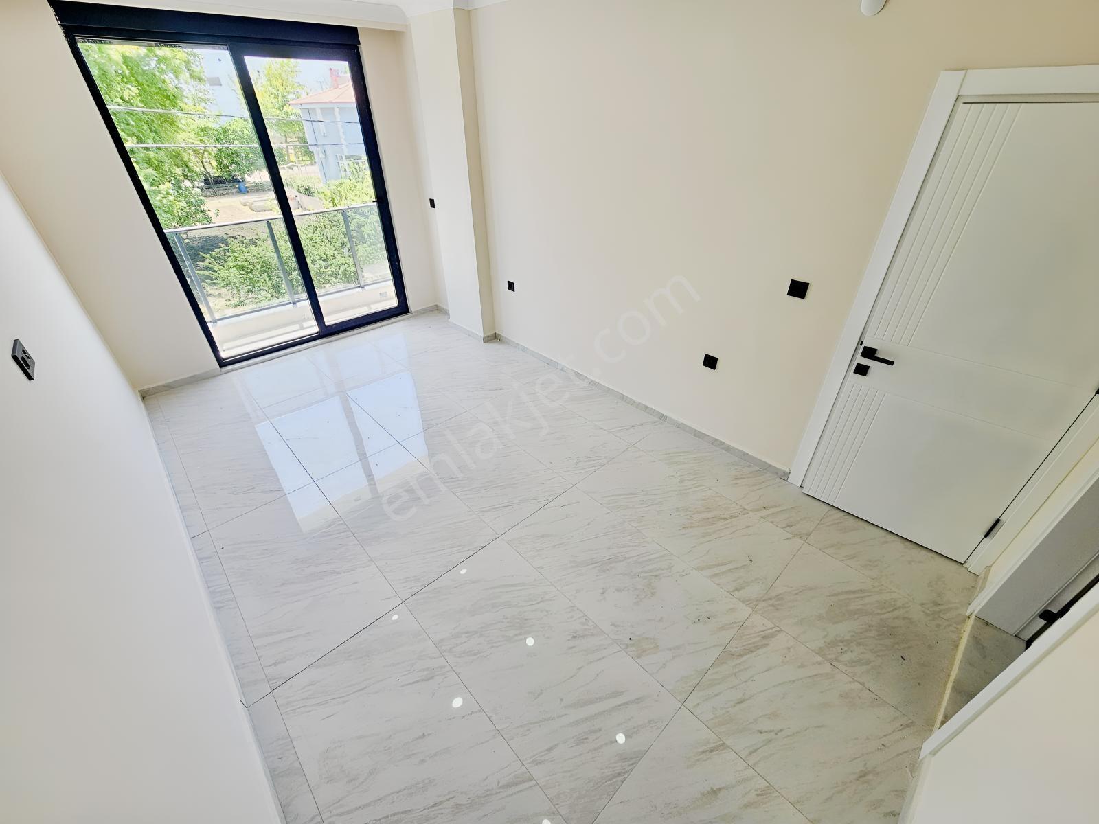 Eu Gayrimenkulden Denize 50 Mt Deniz Manzaralı 3+1 Teraslı Villa - Görsel 26