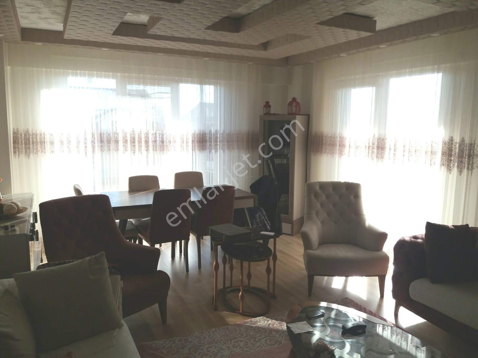Sahibinden Site İçerisinde Çatısında Havuzlu Kişisel Bahçeli 3+1 Daire - Görsel 24
