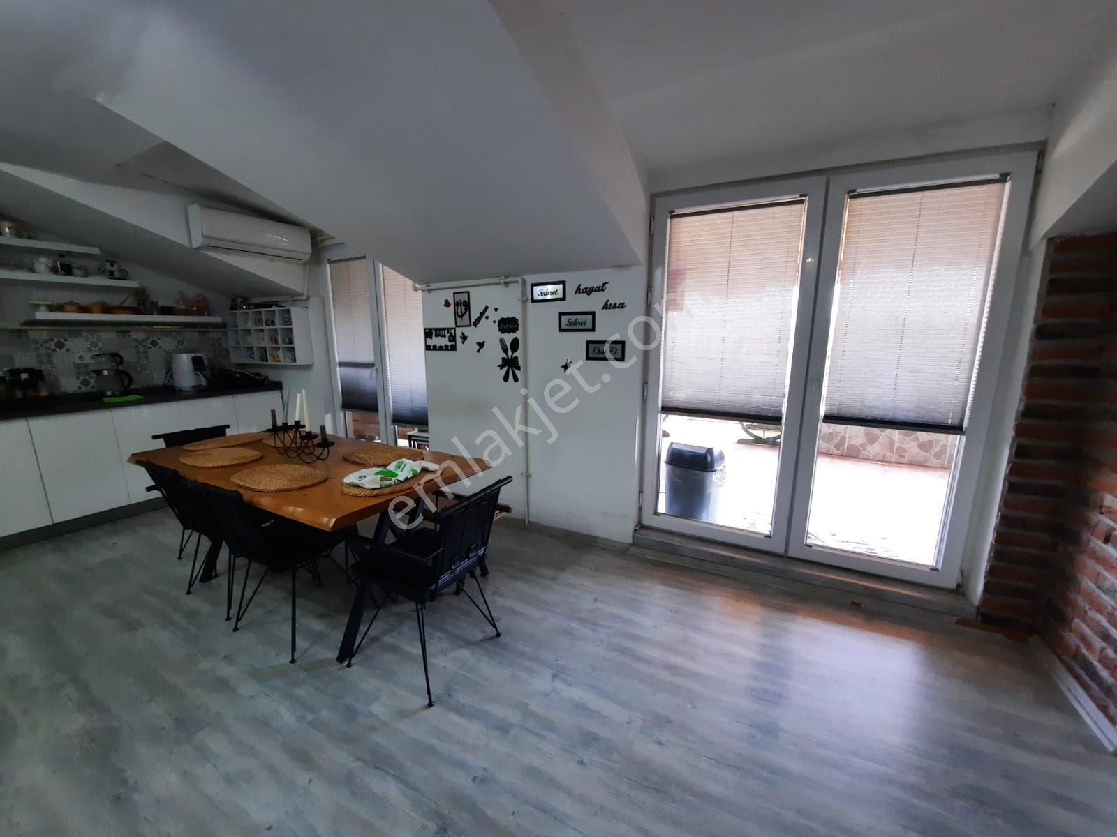 Başıskele Damlarda Satılık Müstakıl Ev Ve Arsası - Görsel 22