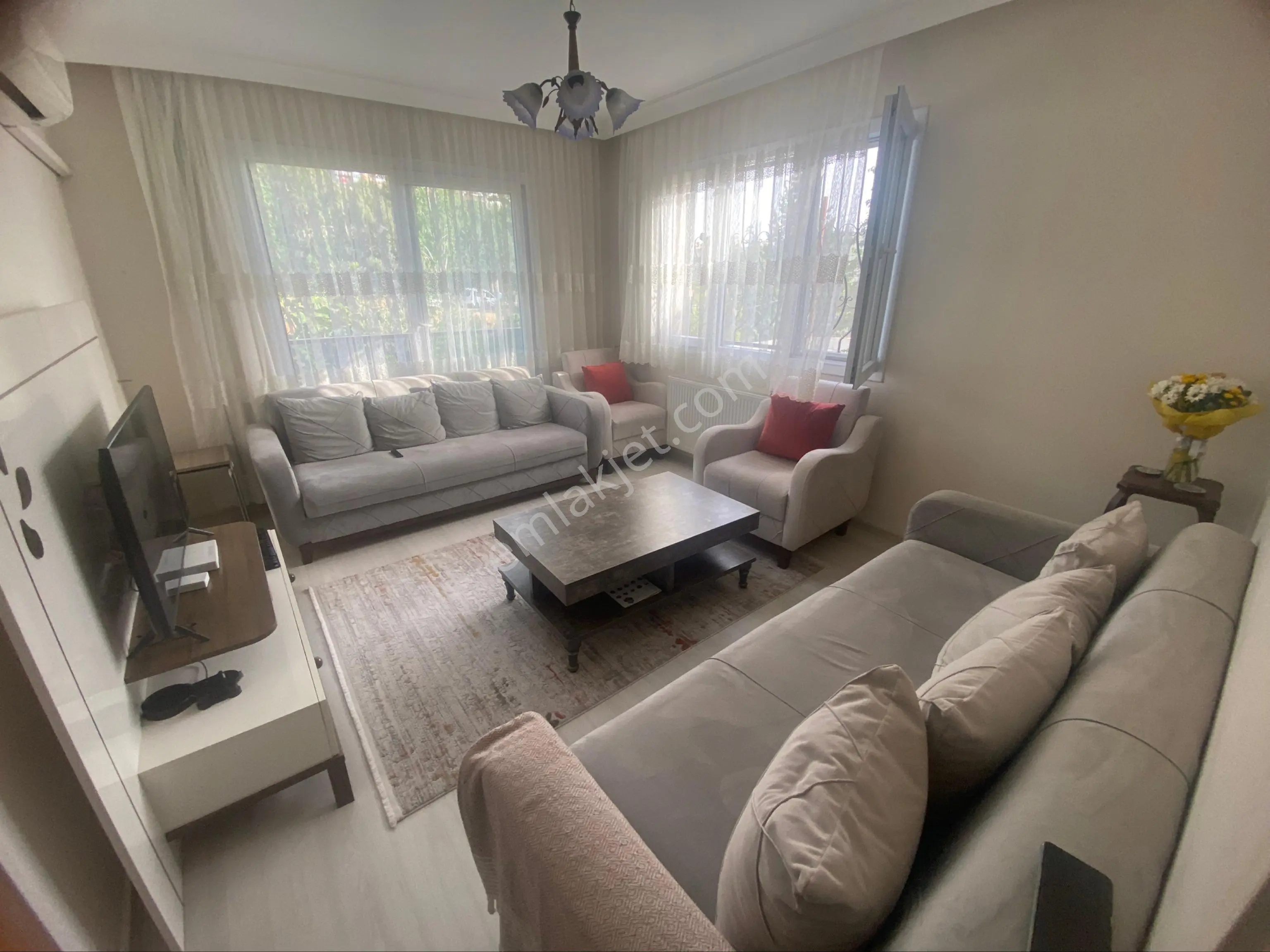 İzmir Bayraklıda Satılık Daire - Görsel 2