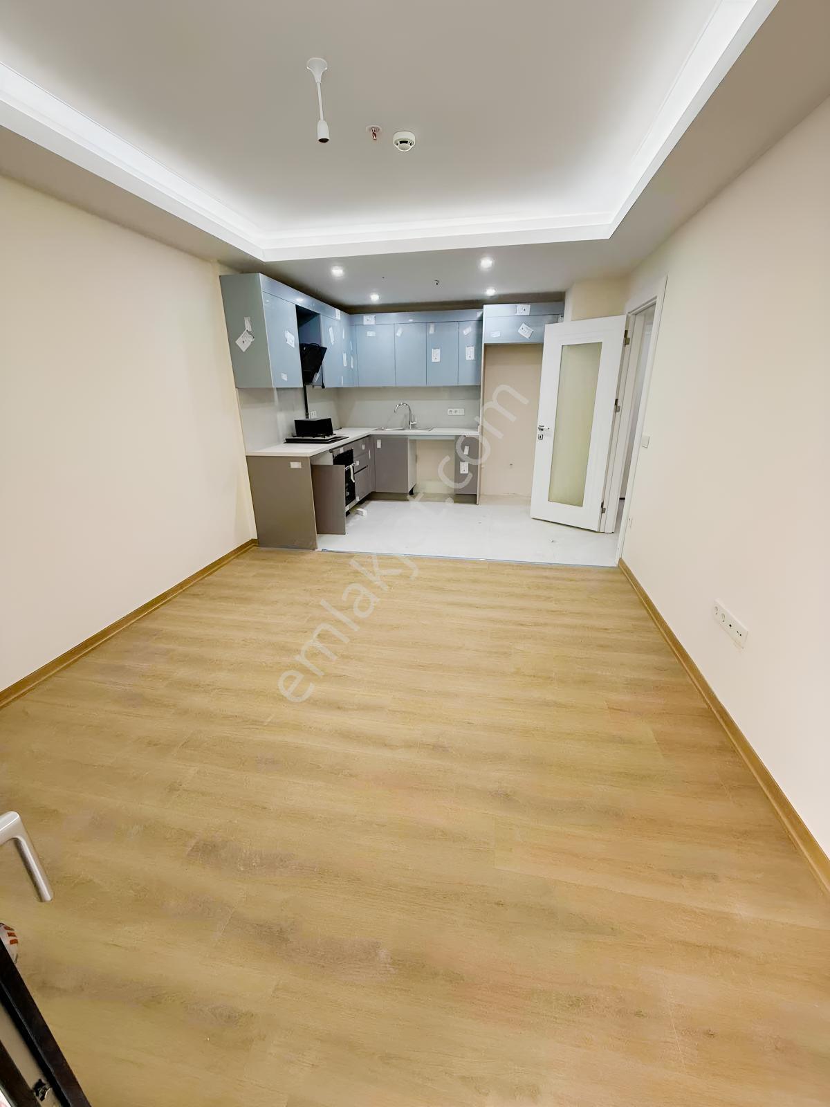 Tek Doğan'dan Mega Garden Sitesinde Kiralık 2+1 Daire - Görsel 24
