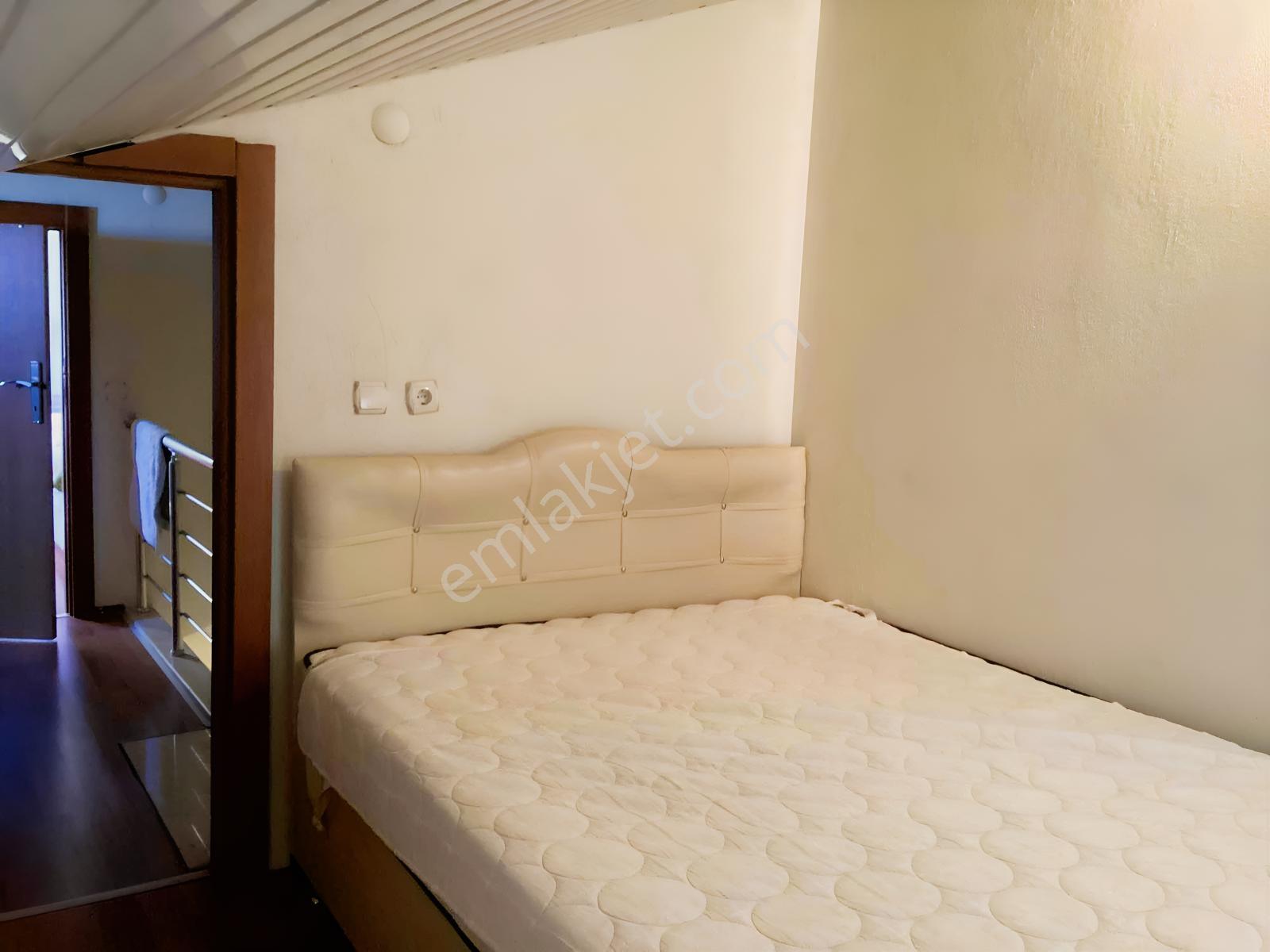 Çandarlı'da Kiralık Denize Yakın Bahçeli Villa - Görsel 20