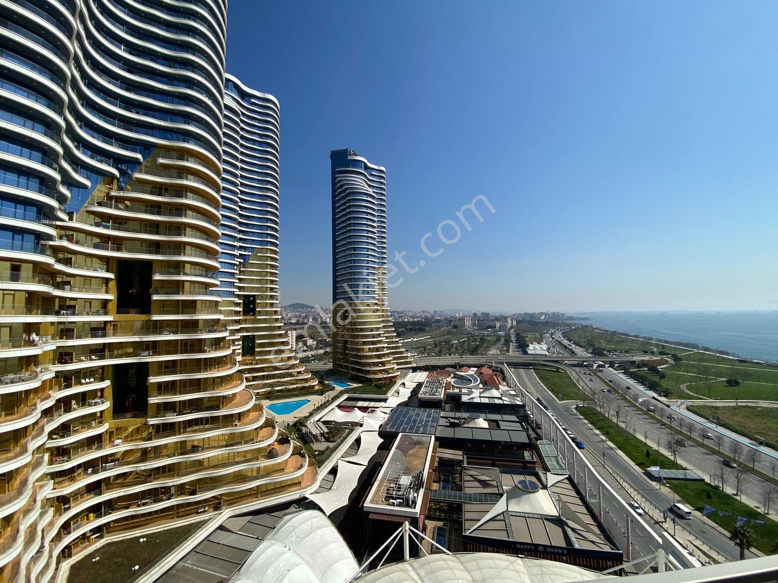 İstmarina Kiralık 1+0 Geniş Teras Büyük Tip Site İçi Cephe - Görsel 16
