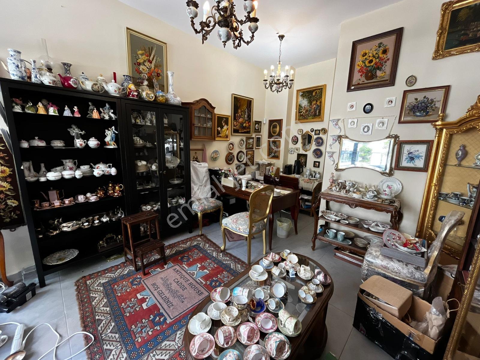 Caddebostan Kadir Ağa Caddesinde Yüksek Yaya Trafikli Butik Dük - Görsel 7