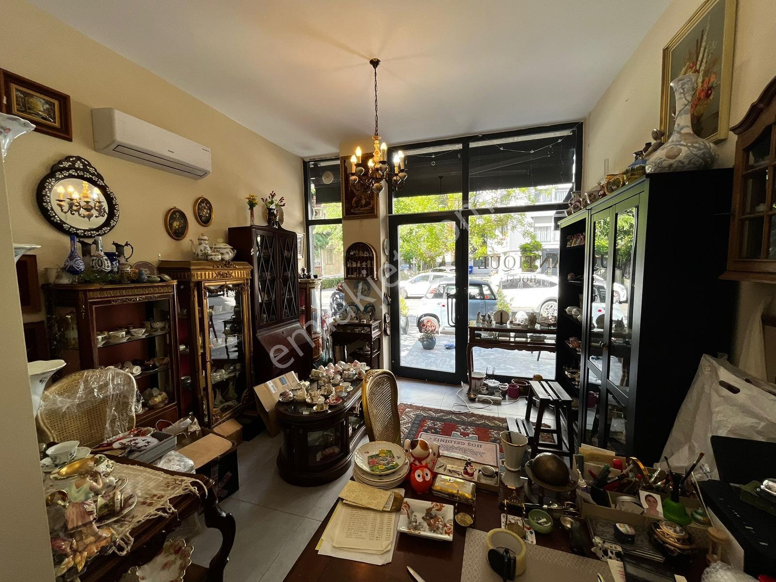 Caddebostan Kadir Ağa Caddesinde Yüksek Yaya Trafikli Butik Dük - Görsel 6