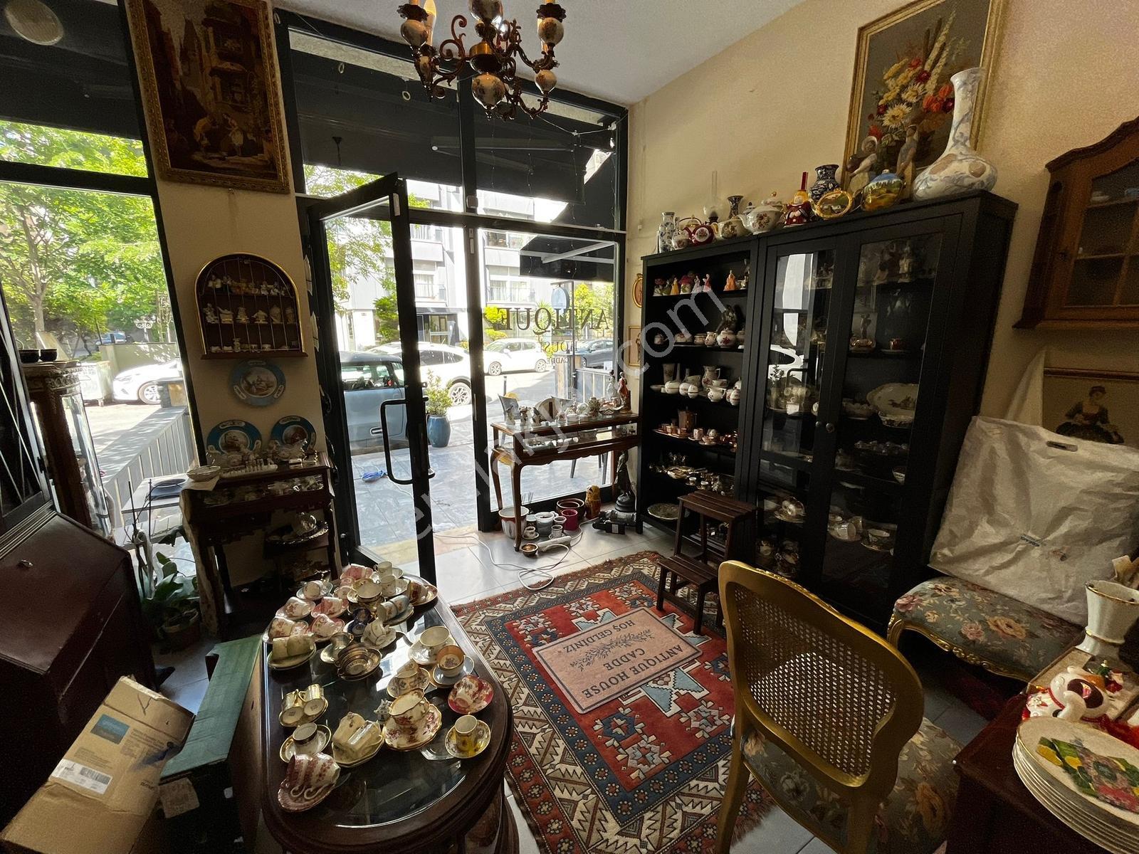 Caddebostan Kadir Ağa Caddesinde Yüksek Yaya Trafikli Butik Dük - Görsel 11