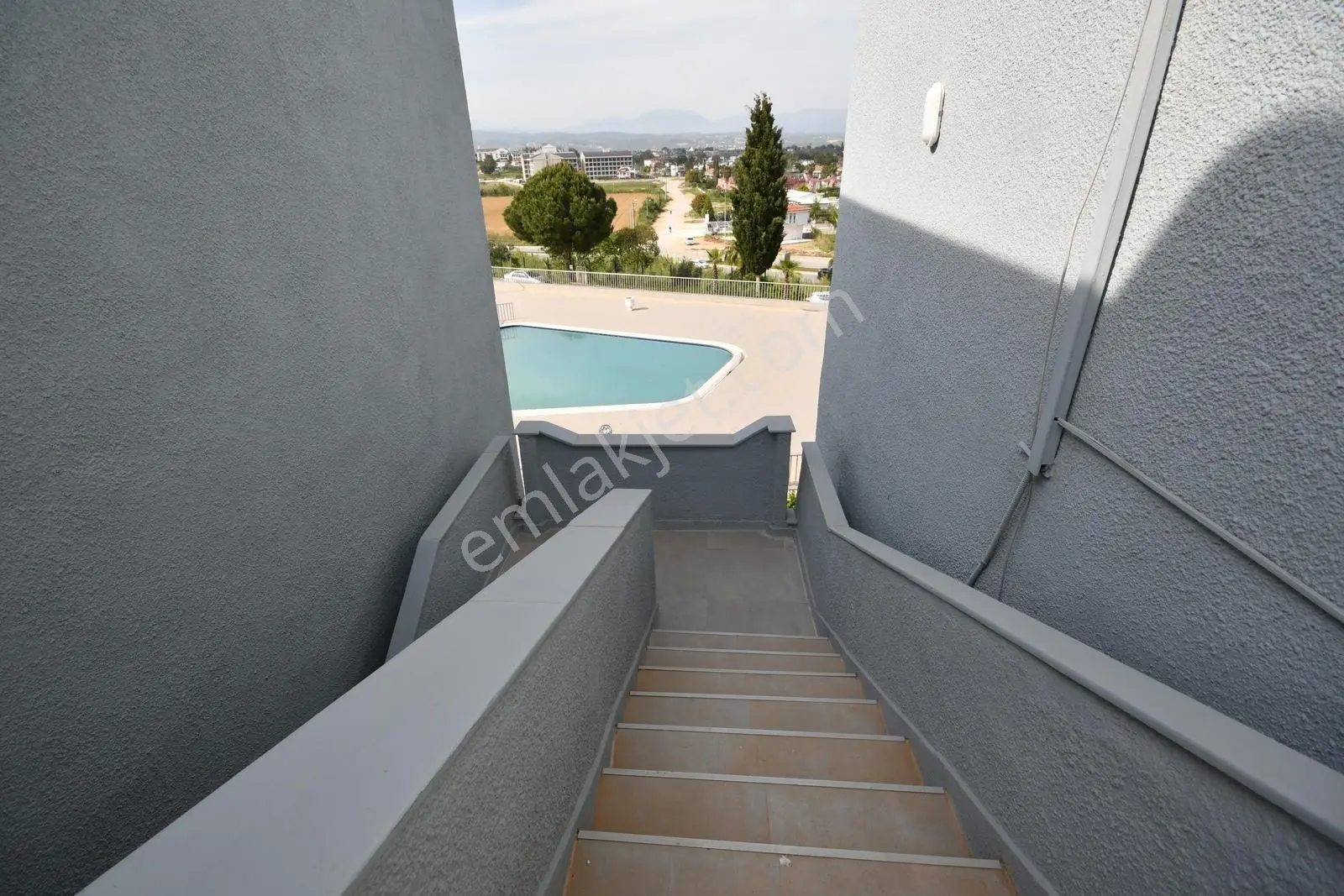Çolaklı Kamelya 3 Sitesinde Havuz Manzaralı 3+1 Satılık Daire - Görsel 3