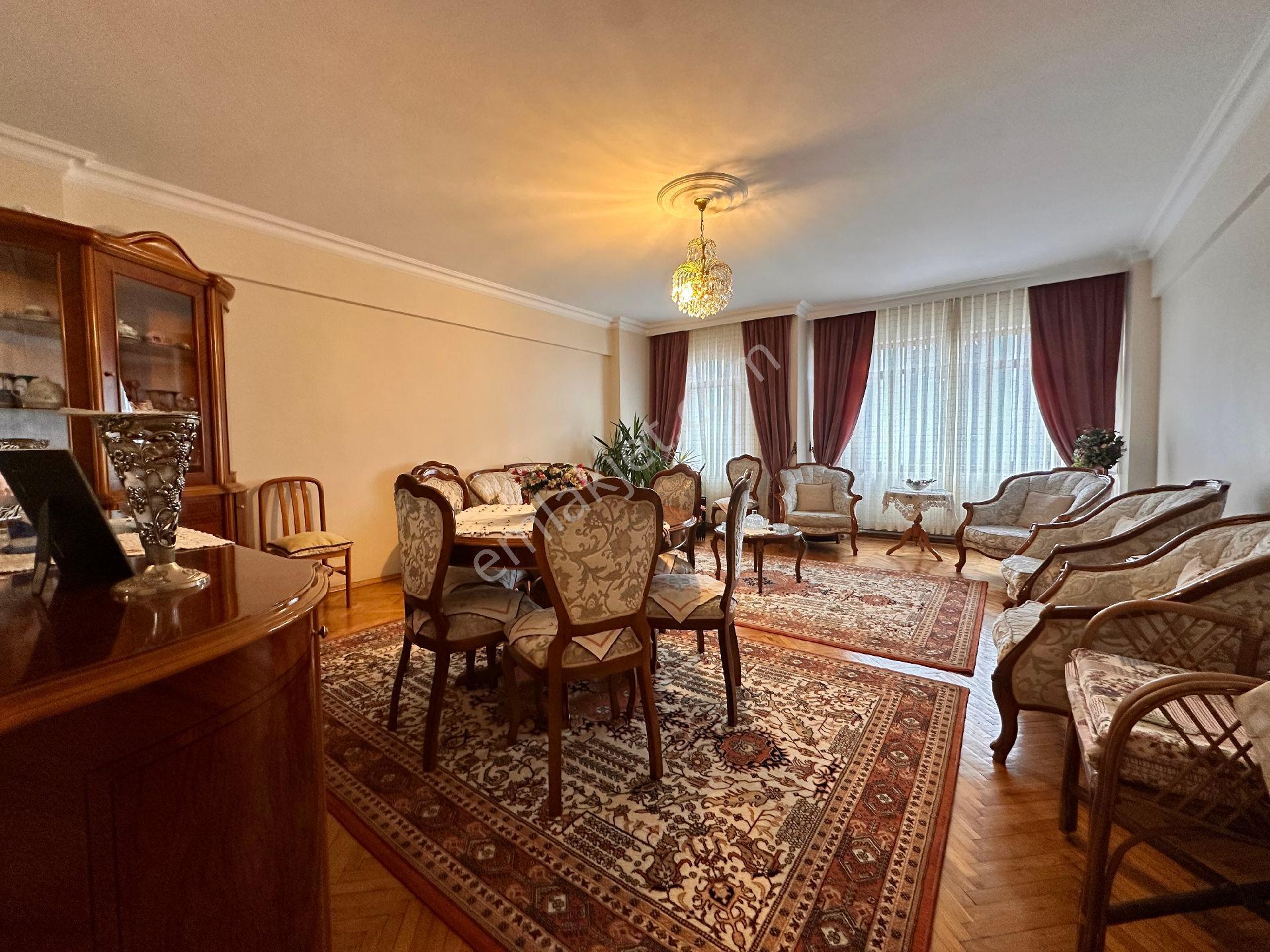 Remax Mavi Eski Reji Sokağı Poligonyum Karşısı 3+1 Satılık Daire - Görsel 12
