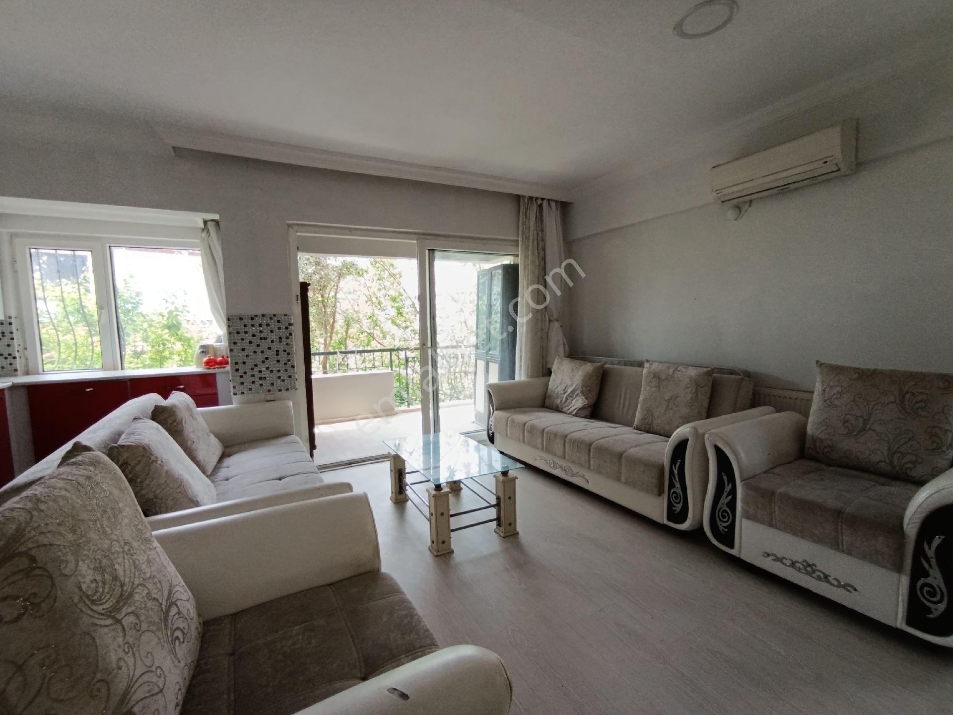 Kuşadası Merkez'de Mükemmel Lokasyon'da İş Yerine Uygun 6+2 Fourleks Satılık Villa - Görsel 6
