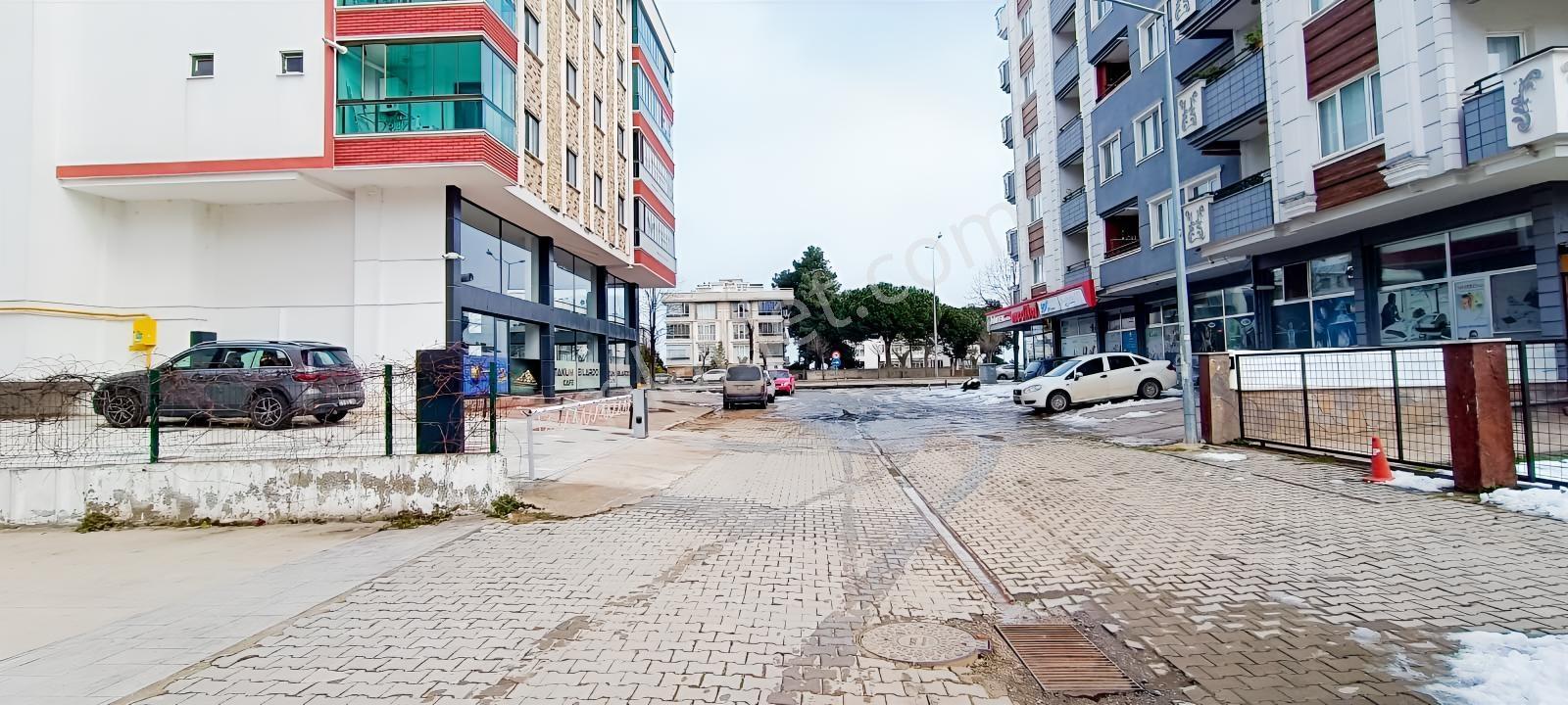 Atakum Körfez'de Kiracılı Satılık 1+1 Ofis - Görsel 3
