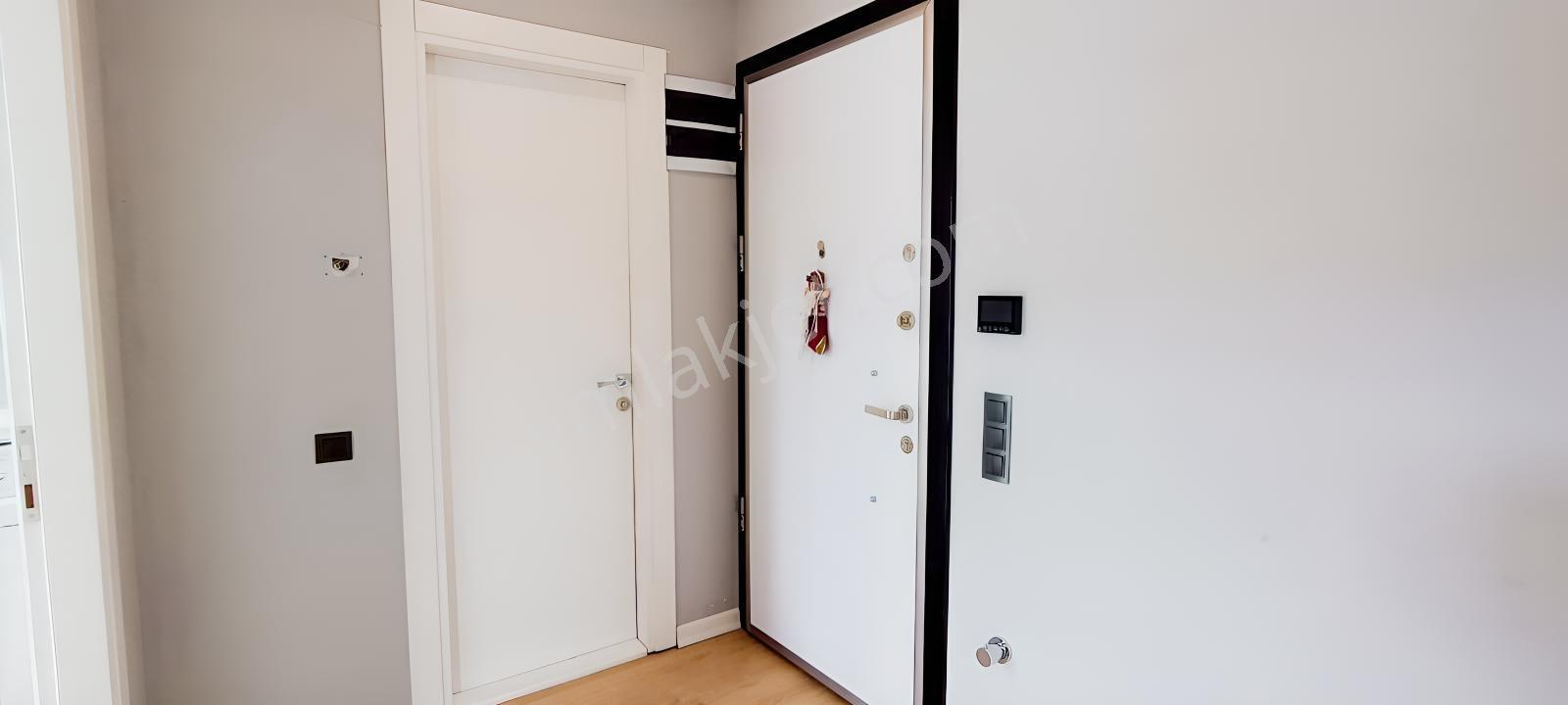Atakum Körfez'de Kiracılı Satılık 1+1 Ofis - Görsel 9