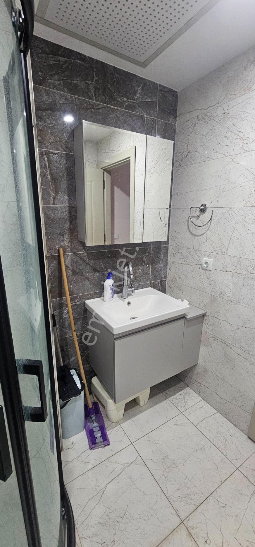Atatürk Mahallesinde Kendine Ait Bahçe Kullanımı Full+full Eşyalı 2+1 Satılık Daire - Görsel 16