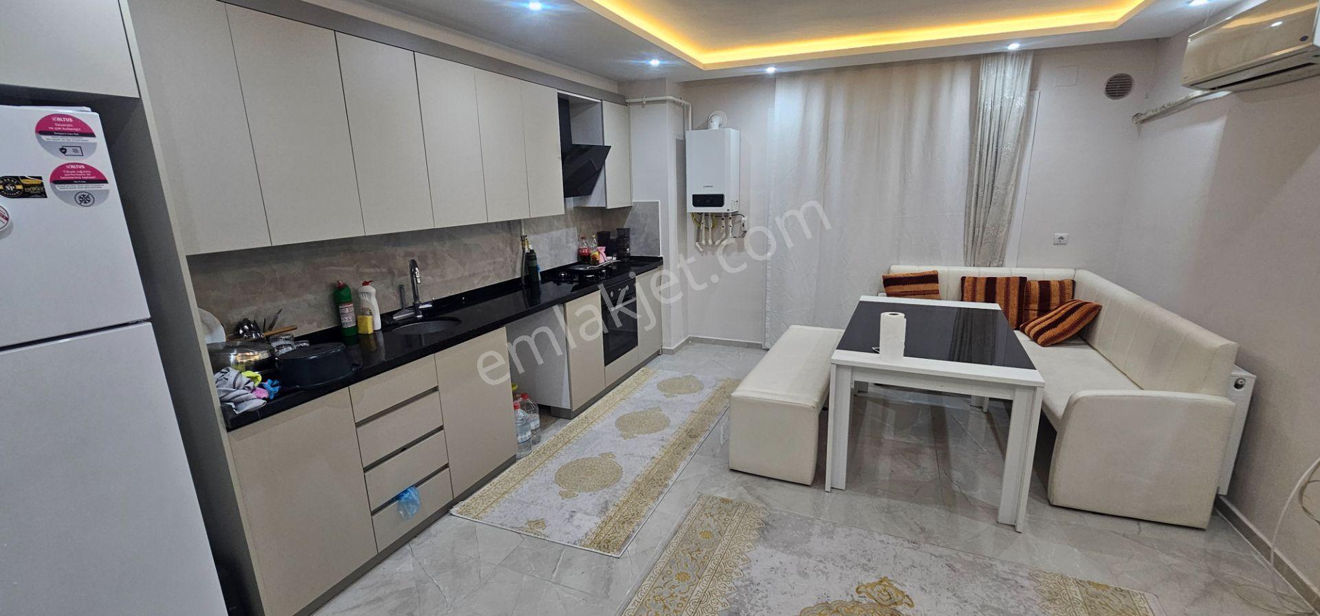 Atatürk Mahallesinde Kendine Ait Bahçe Kullanımı Full+full Eşyalı 2+1 Satılık Daire - Görsel 4