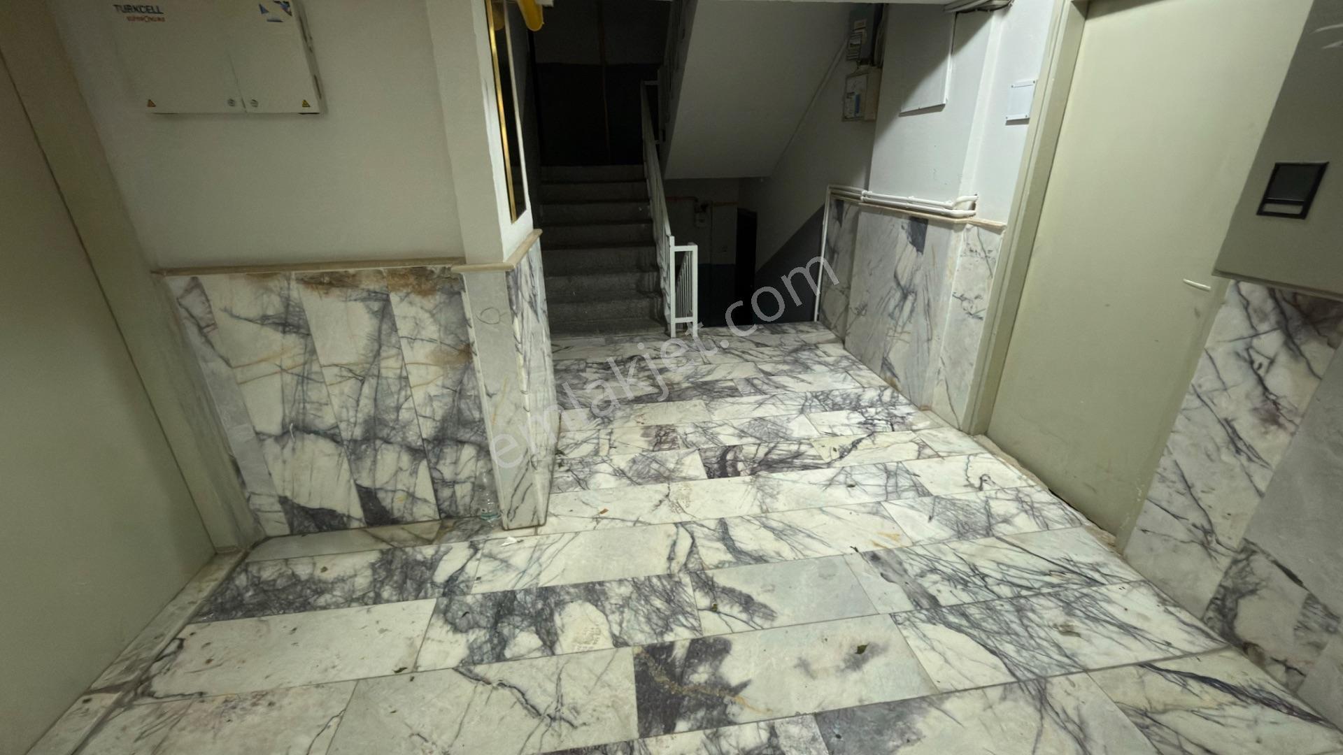 Basın Sitesi’nde Deniz Manzaralı Metroya Yakın Satılık 3+1daire - Görsel 35