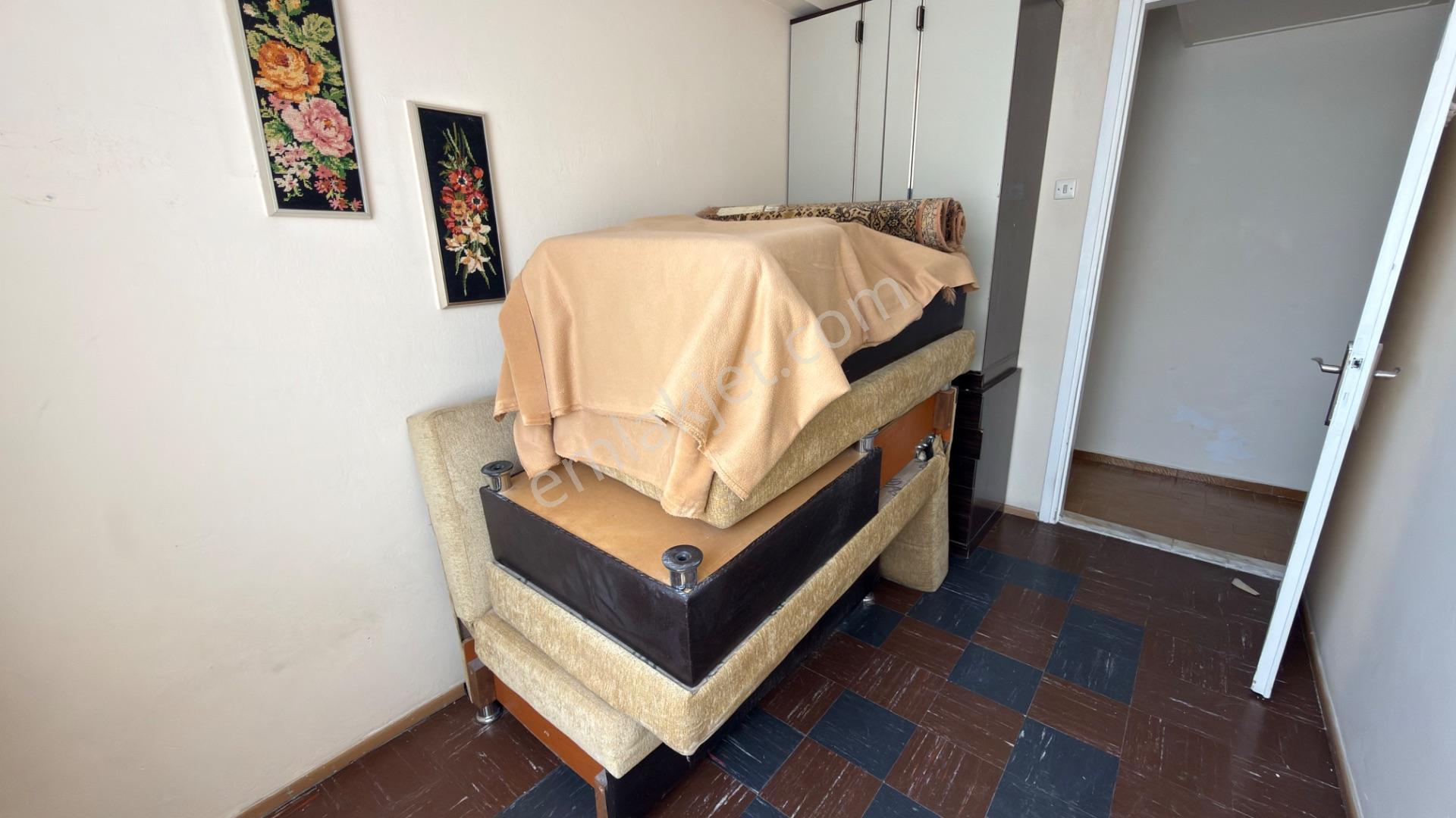 Basın Sitesi’nde Deniz Manzaralı Metroya Yakın Satılık 3+1daire - Görsel 19