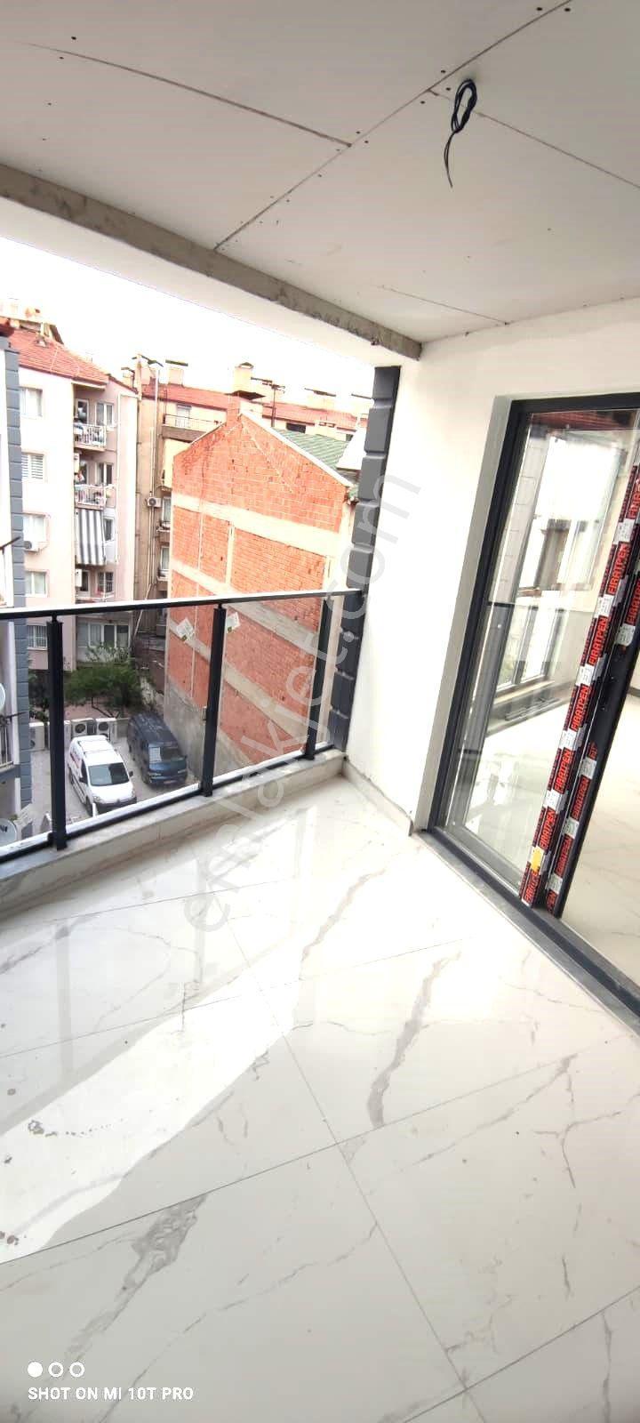 Kayalık'ta Asansörlü Yerden Isıtmalı Birinci Sınıf Malzemeli Ve İşçilikli Satılık 3 Daire ! - Görsel 15