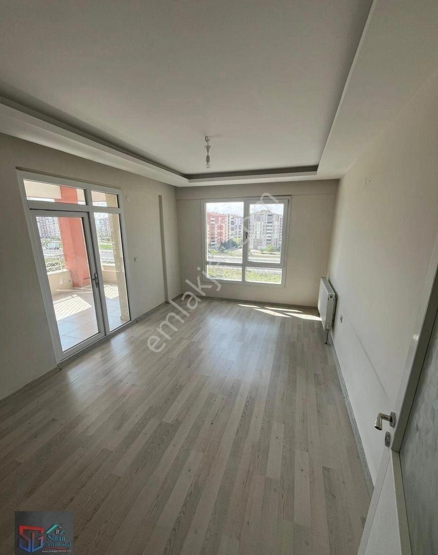 Erkilet'in Gözde Bölgesinde Modern 3+1 Satılık Daire - Görsel 2