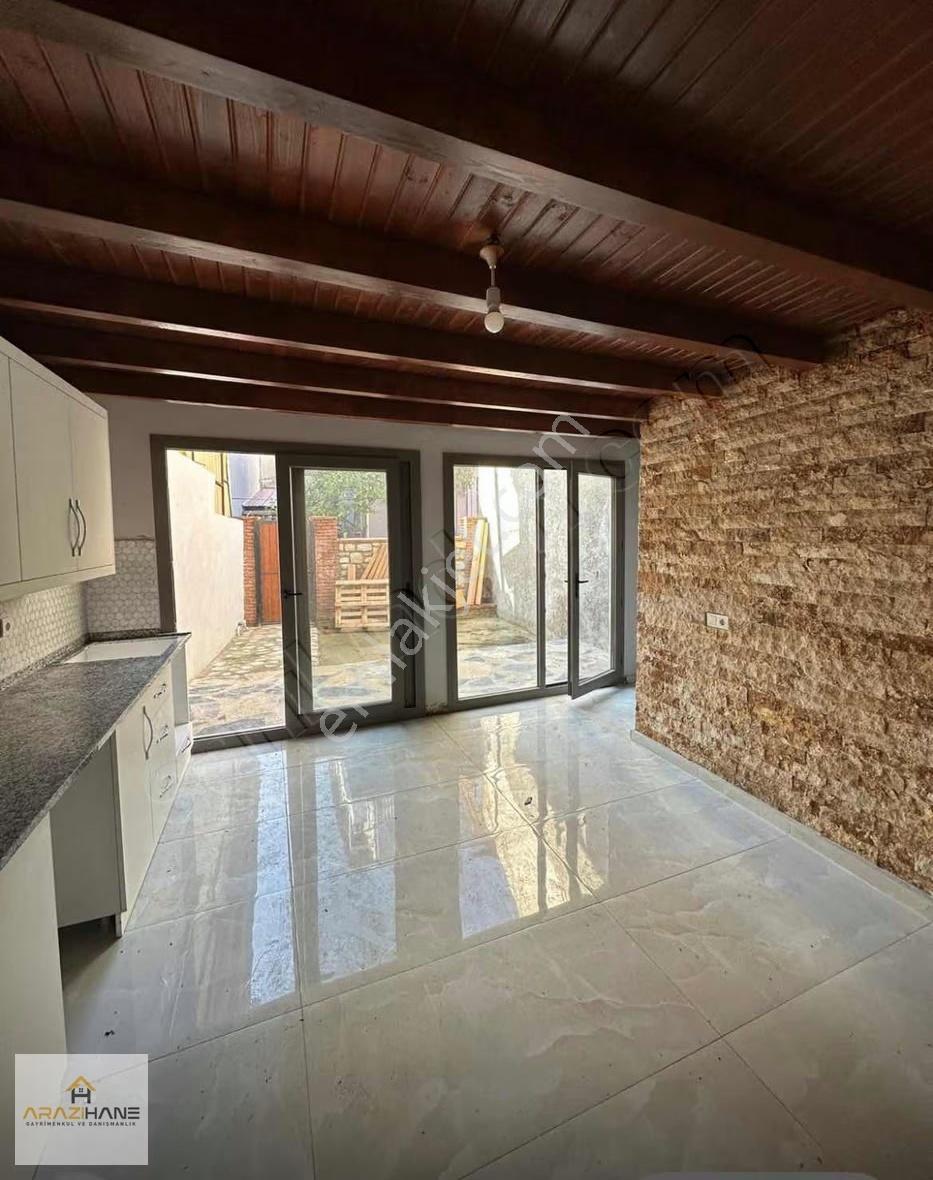 Kiralık Tam Müstakil Çarşı Merkezde Bahçeli Sıfır Dubleks - Görsel 16
