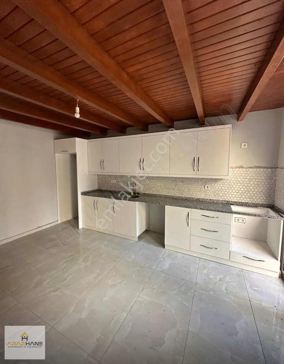 Kiralık Tam Müstakil Çarşı Merkezde Bahçeli Sıfır Dubleks - Görsel 9