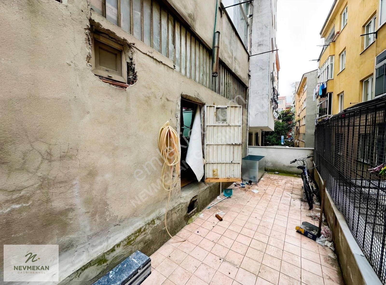 Nevmekan Gayrimenkul'den Vitrinli 130m2 Satılık Geniş Dükkan - Görsel 8