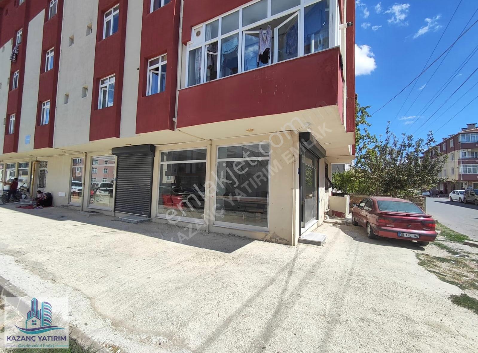Kazançtan Plevne Ve Kıbrıs Caddesine Cephe 90 M2 Bodrumlu Dükkan