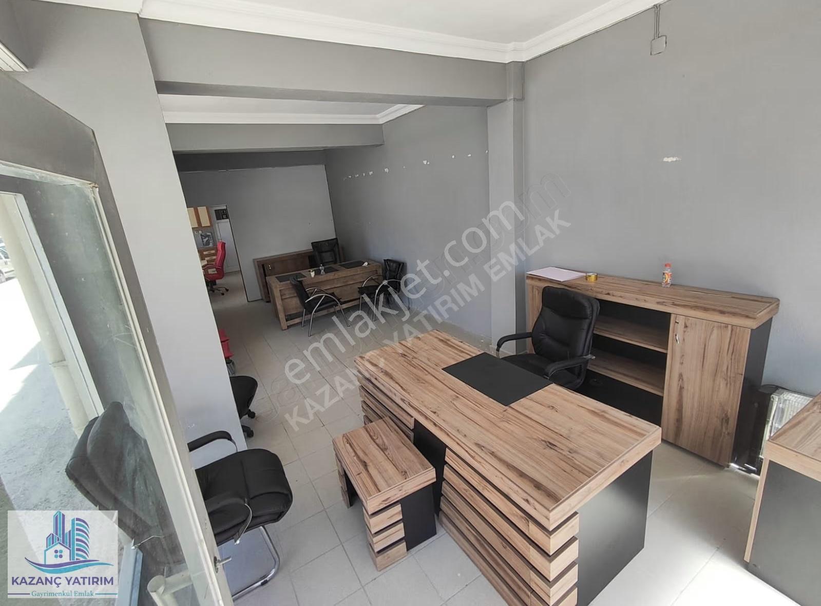Kazançtan Plevne Ve Kıbrıs Caddesine Cephe 90 M2 Bodrumlu Dükkan - Görsel 3