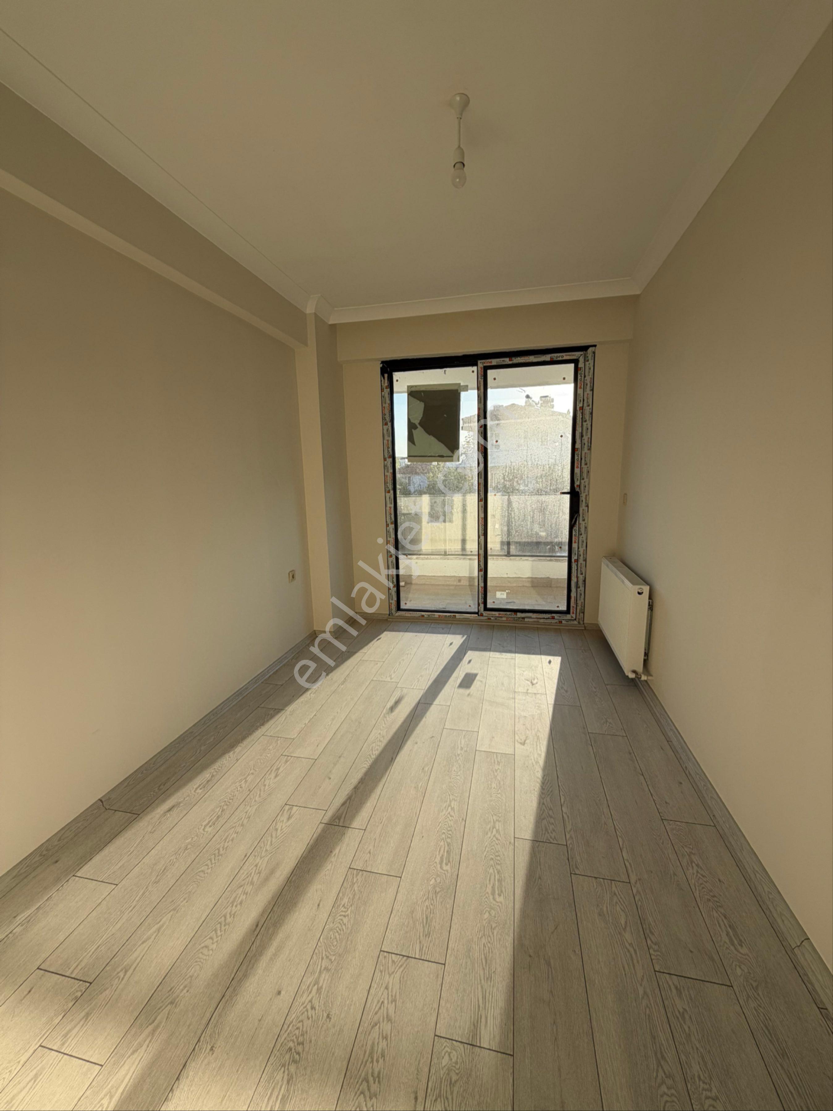 ✅ Kemalpaşada Önü Açık Ara Kat 1+1 - Görsel 8