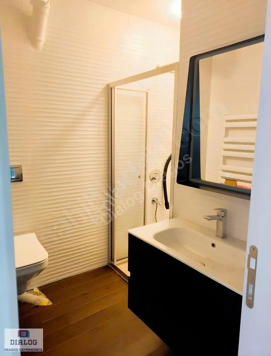 Haliç Manzaralı, Yenilenmiş 75m² 1+1 Satılık Daire - Görsel 3