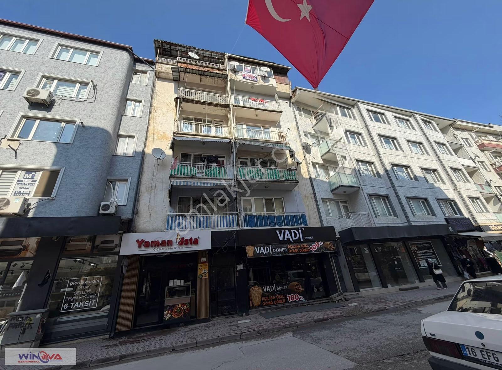 Winova | Belediye Yanında Arakat Fırsat Daire !
