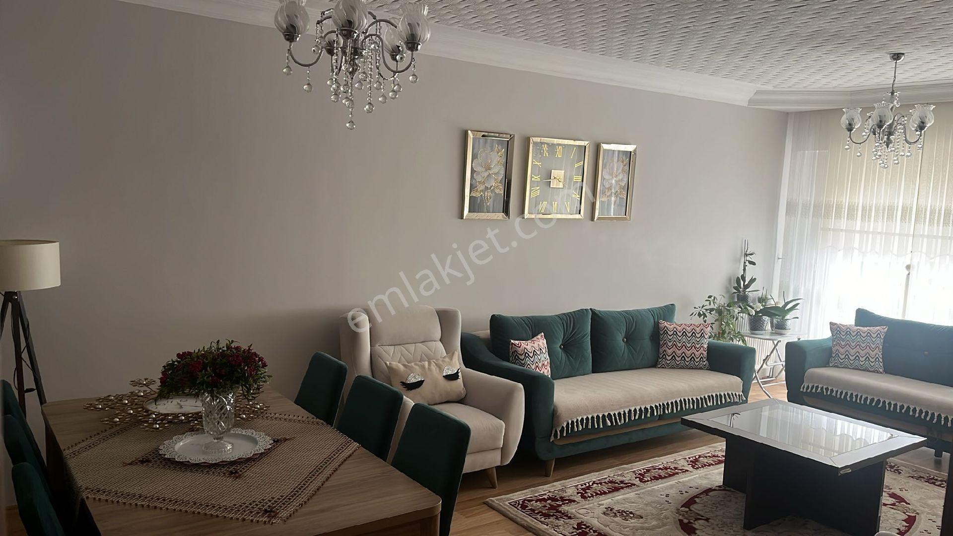Salı Pazarının En Gözde Apartmanı Erkanbey Evlerinde Sahibinden Satılık Çok Geniş 4+1 Daire - Görsel 4