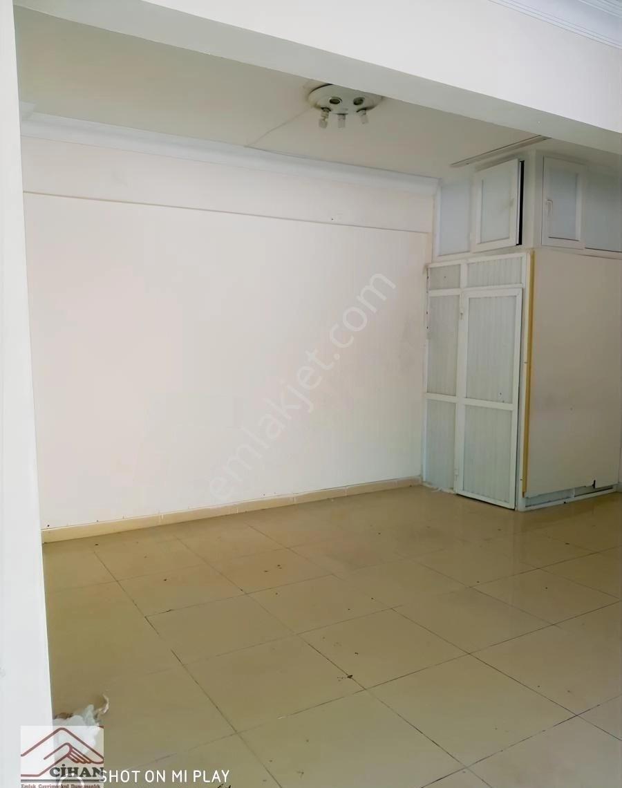 Soğanlı Meydana Yakın 50 M2 Düz Giriş Dükkan - Görsel 6