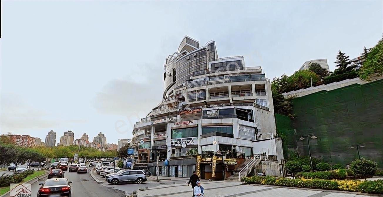 Bahçeşehir Loca'da Gölet Ve Park Manzaralı Rezidans - Görsel 6