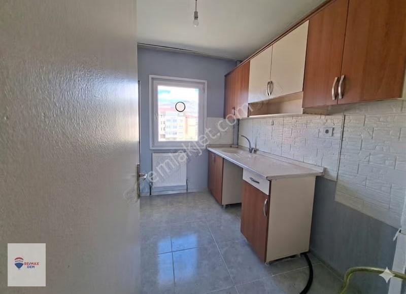 Remax Dem'den Fatih Mah. Fırsat Satılık 2+1 Daire - Görsel 18