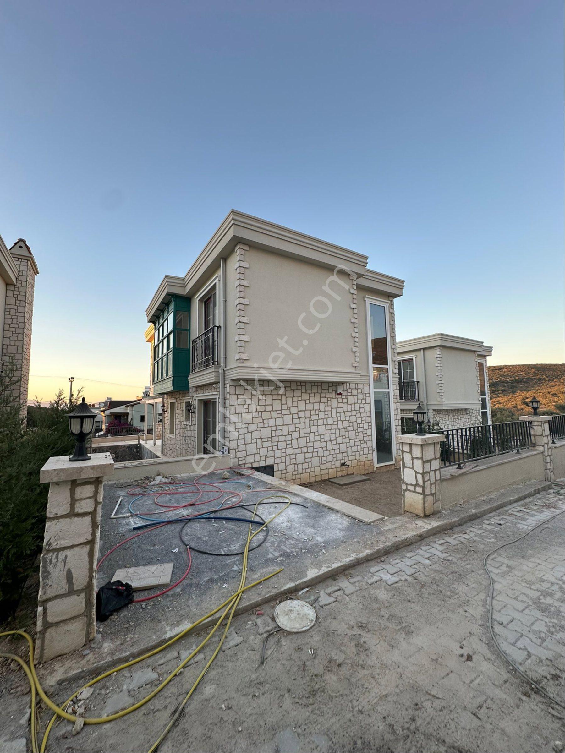 Özel Havuzlu , Müstakil Sıfır Villa - Görsel 6