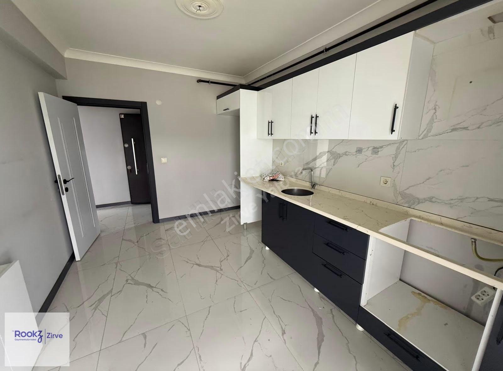 Yalova Çiftlikköy'de Satılık 3+1 Ebeveyn Banyolu Daire - Görsel 12