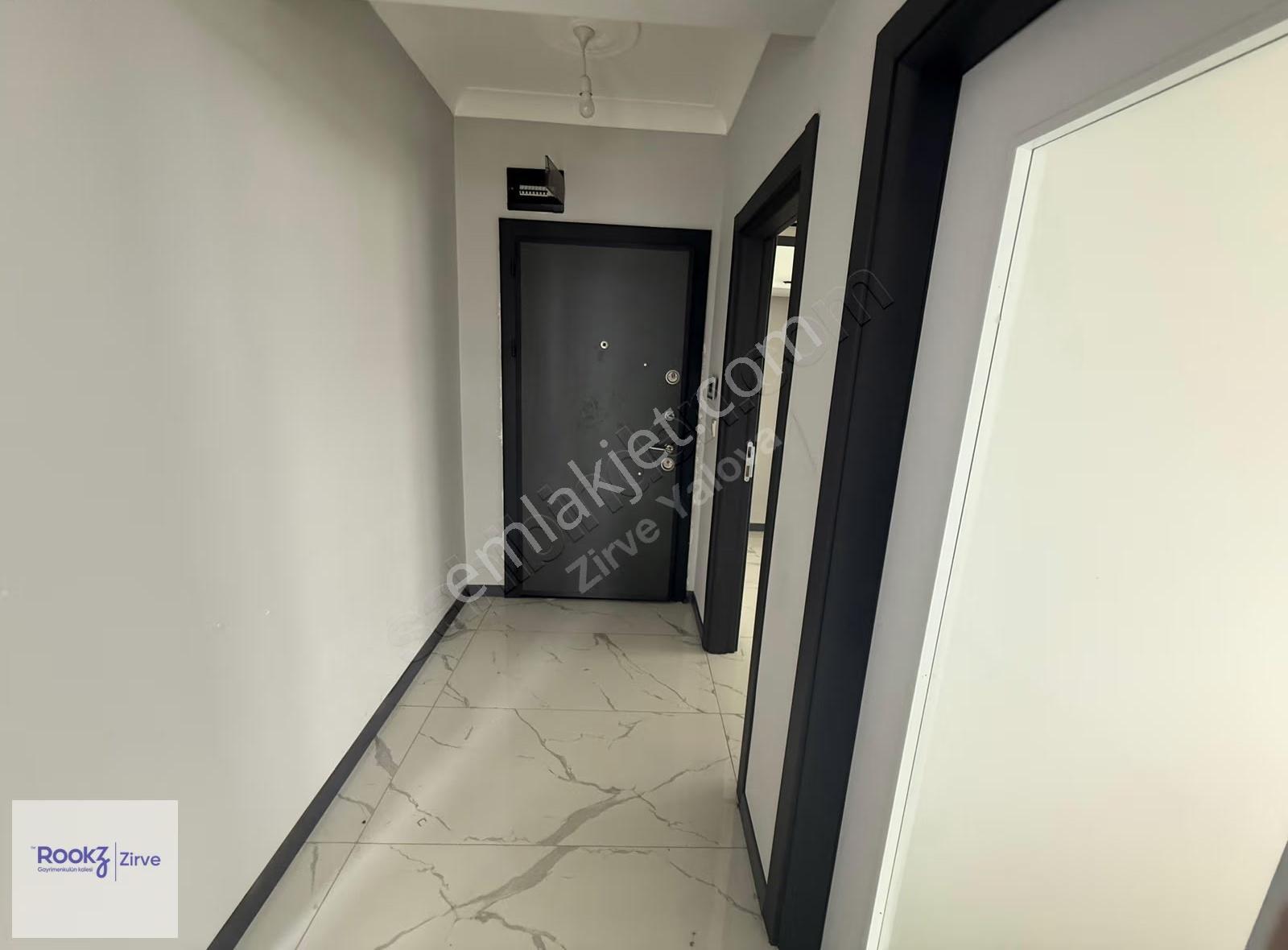 Yalova Çiftlikköy'de Satılık 3+1 Ebeveyn Banyolu Daire - Görsel 3
