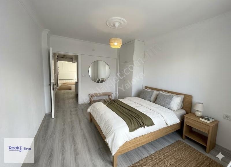 Yalova Çiftlikköy Denize Sıfır Sitede 1+1 Satılık Daire - Görsel 5