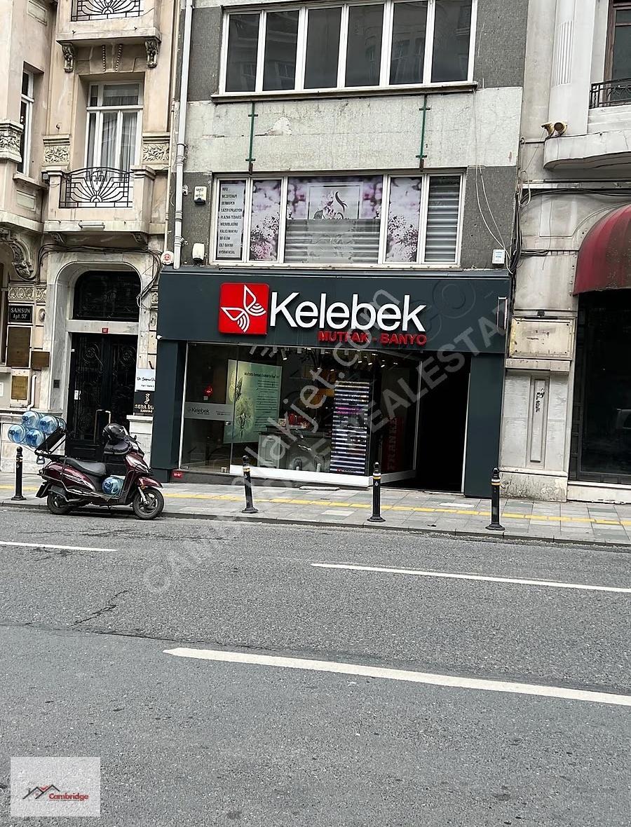 Nişantaşı Vali Konağı Caddesinde 220 M2 Kiralık Mağaza - Görsel 4