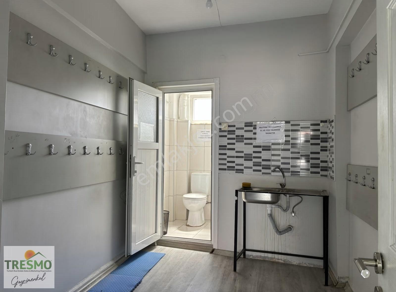 Çarşı Yürüyüş Yolunda Belediye Karşısında 40 M² Kiralık Ofis - Görsel 3