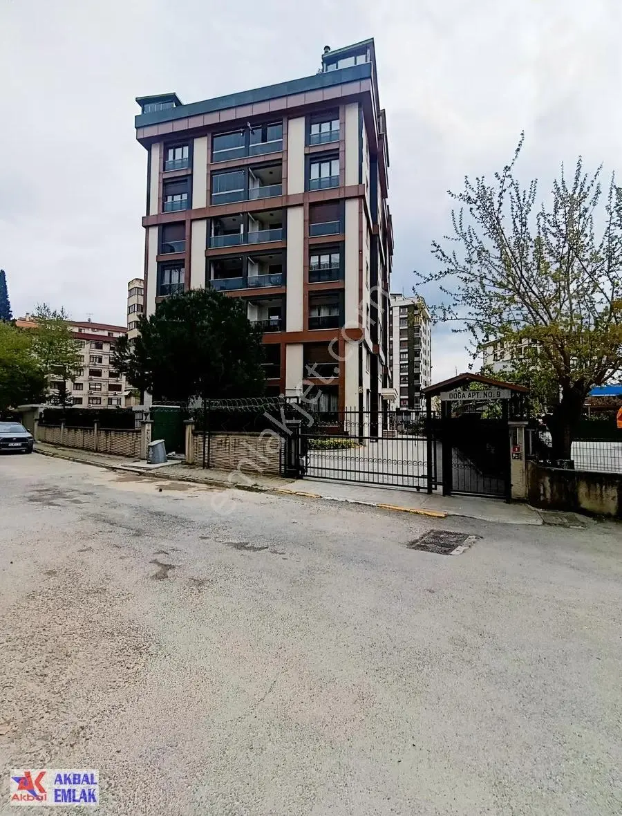 Akbal Emlak Doğu Mah. 110 M2 3+1 Salon 8.800.000 Tl