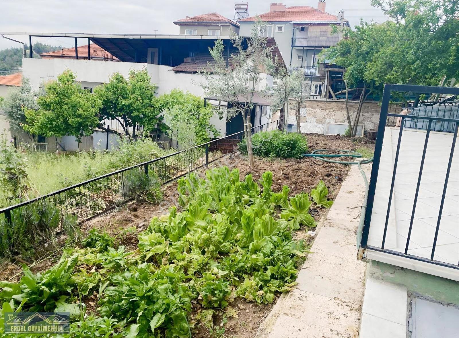 Satılık Üç Katlı Müstakil Bina - Görsel 5
