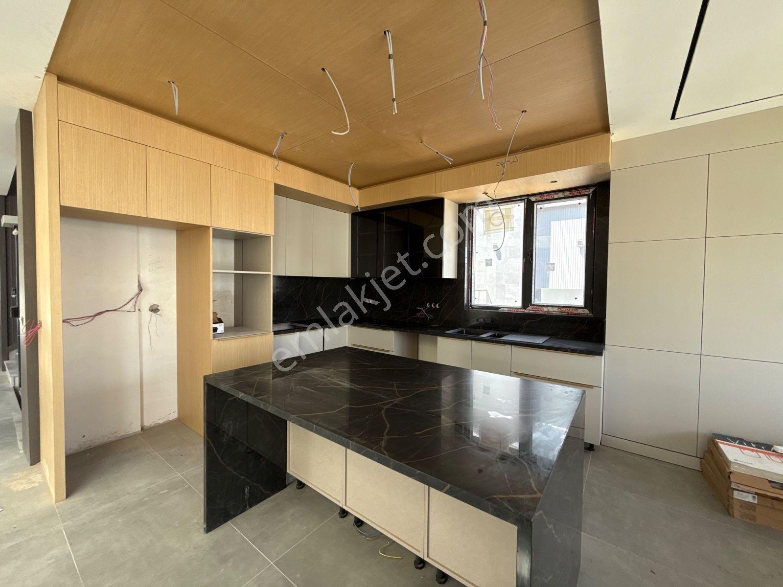 Saka Villa Sitesinde Satılık 6+2 Villa - Görsel 13