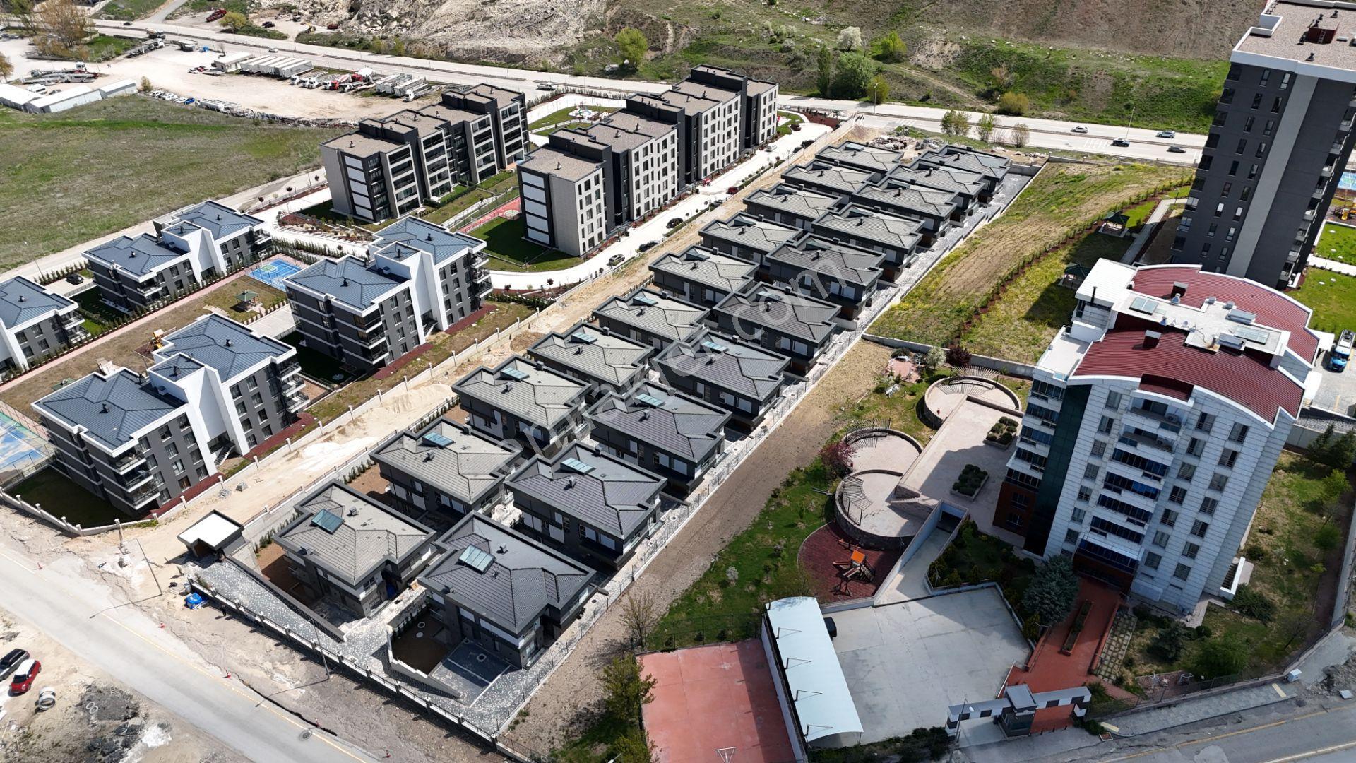 Saka Villa Sitesinde Satılık 6+2 Villa - Görsel 30
