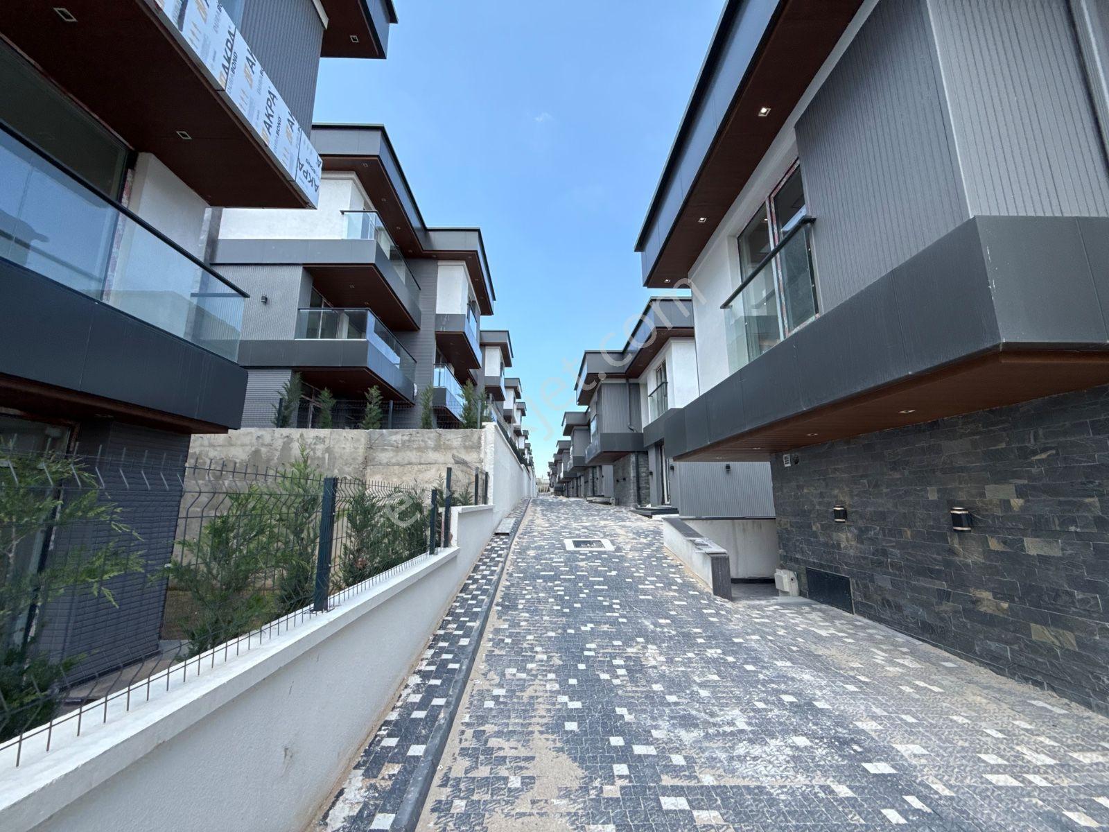 Saka Villa Sitesinde Satılık 6+2 Villa - Görsel 28