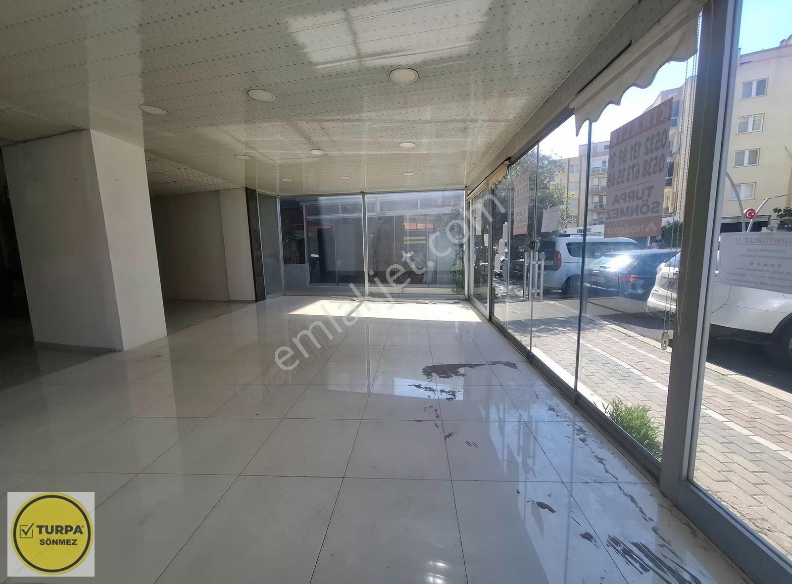Menderes Pazar Yerinde Kiralık 140 M² Çok Amaçlı İş Yeri - Görsel 4