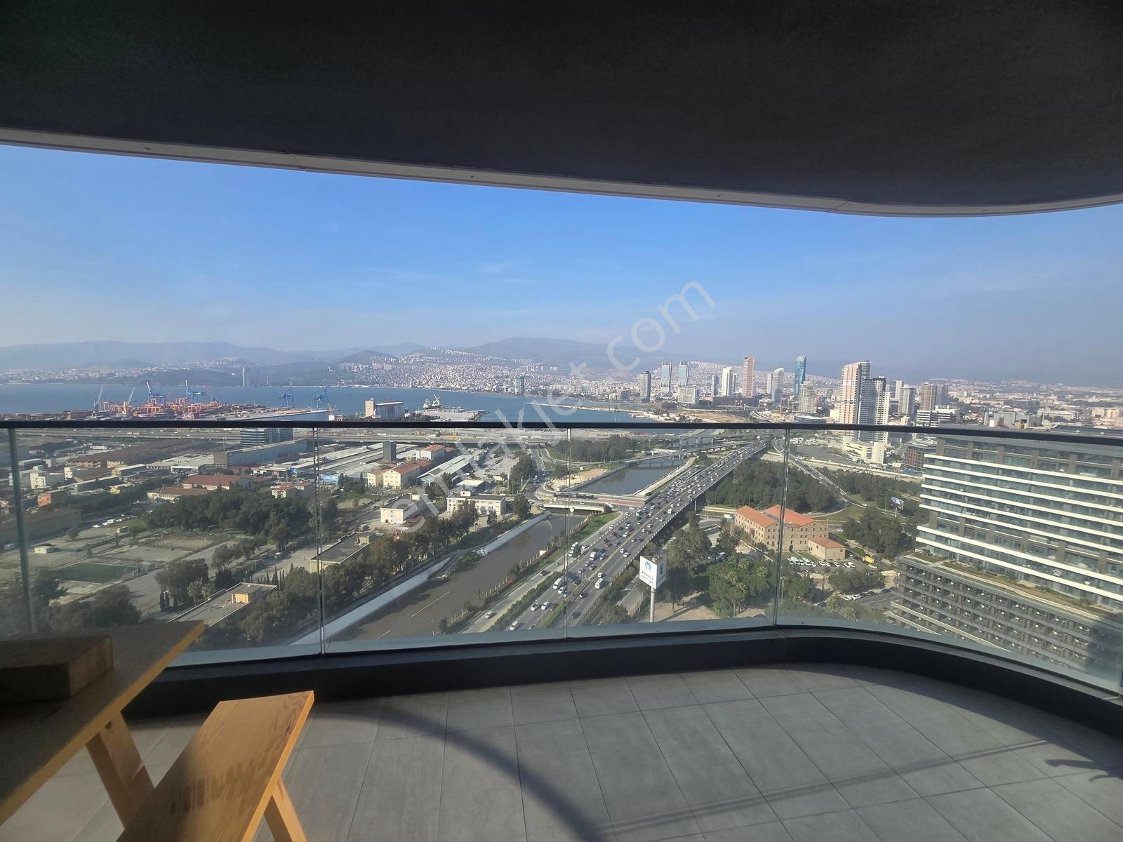 Deniz Manzaralı 2+1 Kiralık Daire Folkart Vega - Prestijli Yaşam - Görsel 32