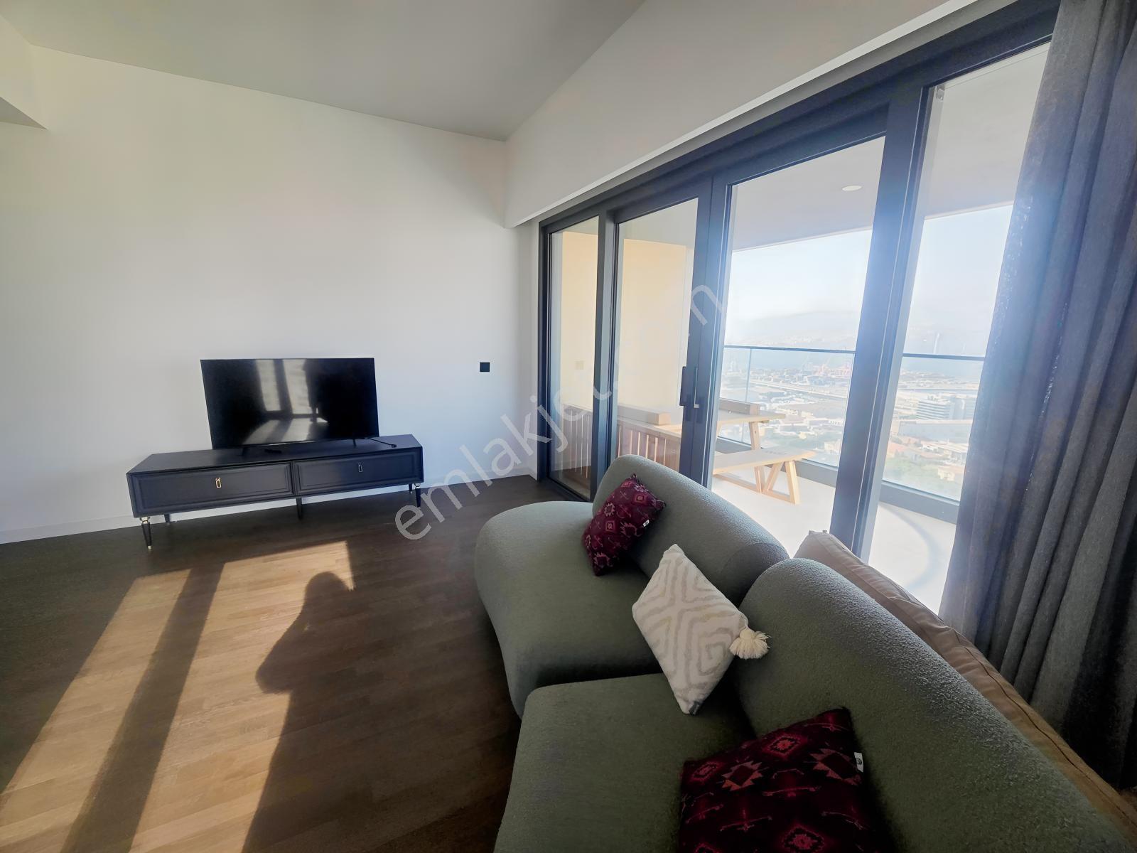 Deniz Manzaralı 2+1 Kiralık Daire Folkart Vega - Prestijli Yaşam - Görsel 12