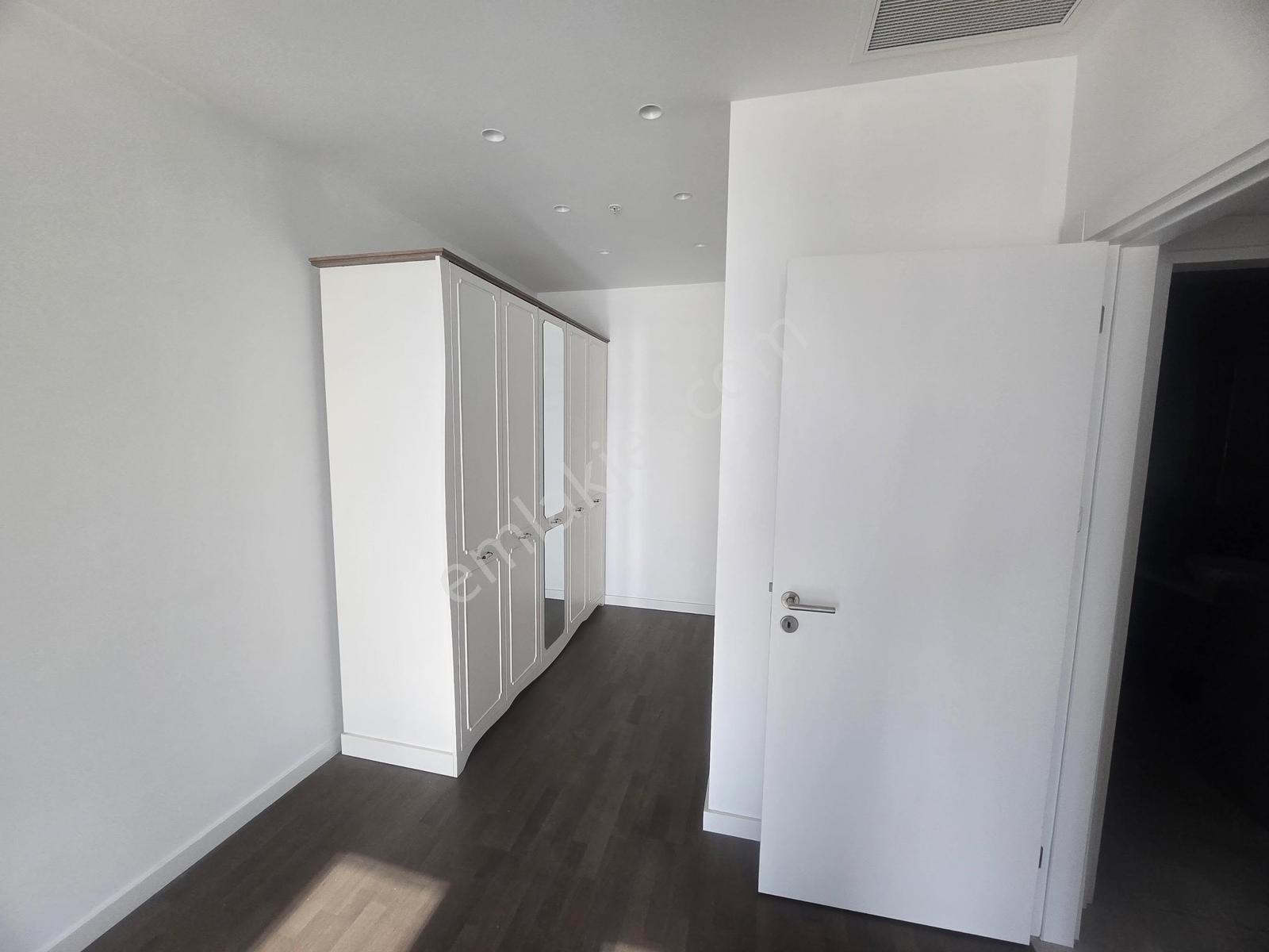 Deniz Manzaralı 2+1 Kiralık Daire Folkart Vega - Prestijli Yaşam - Görsel 23