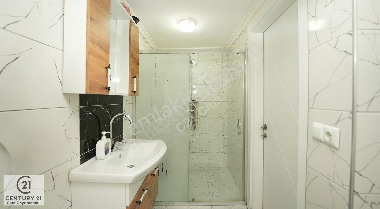 C21 Cius; Çevre Yolu Civarı 5+1 250 M2 Dubleks Daire - Görsel 23